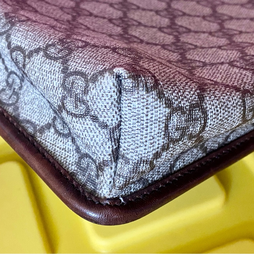 Rare Gucci sling unisex - Picture 11 of 17